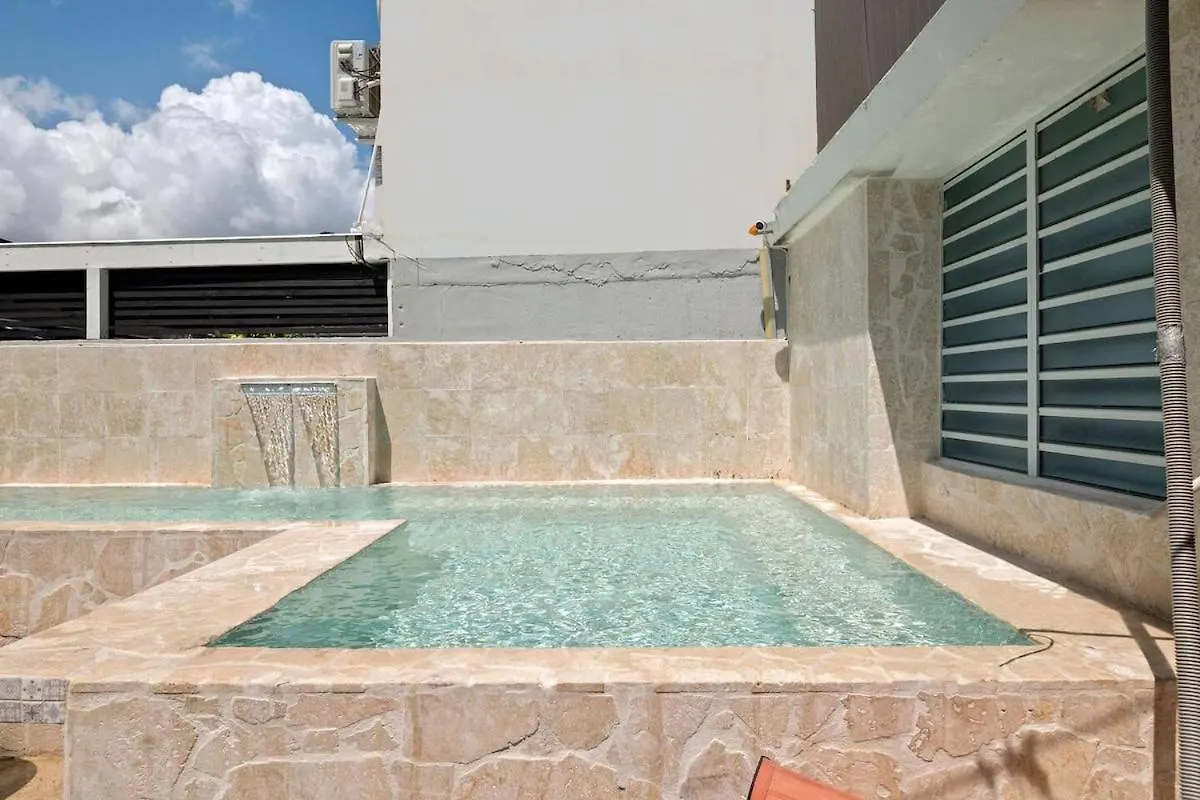 Dom wakacyjny Family Home With Pool Near To The Airport And Solar Panel Carolina